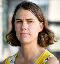 headshot Catherine David
